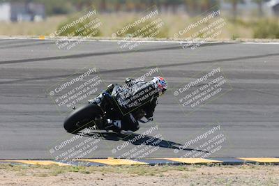 media/Apr-13-2024-SoCal Trackdays (Sat) [[f1617382bd]]/13-Bowl Entry-Backside (220pm)/